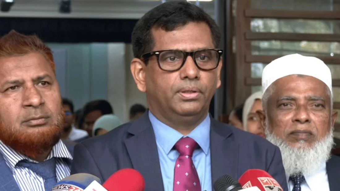 শেখ হাসিনা সেনাবাহিনীকে উসকে দেওয়ার চেষ্টা করেছেন: চিফ প্রসিকিউটর